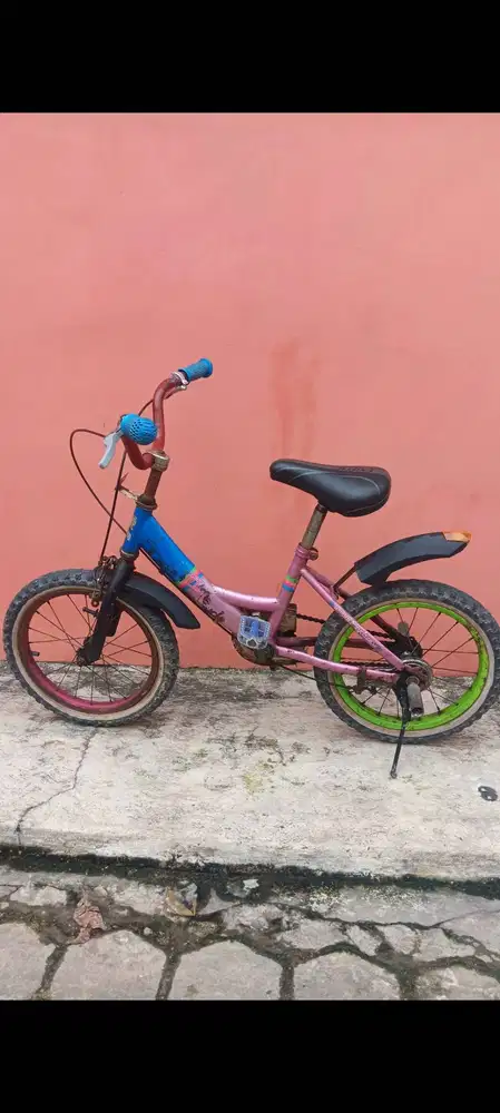 Sepeda wim cycle anak bekas velg 14