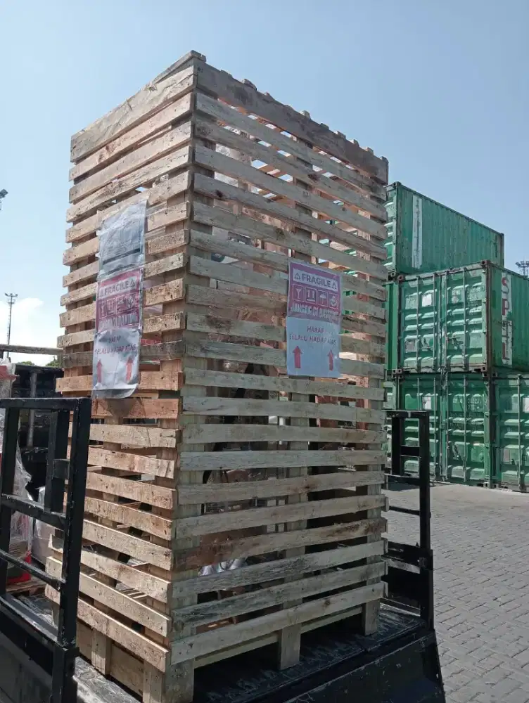 Jasa pengiriman barang paket cargo logistic