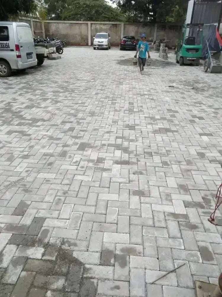 Jasa borongan paving dan material