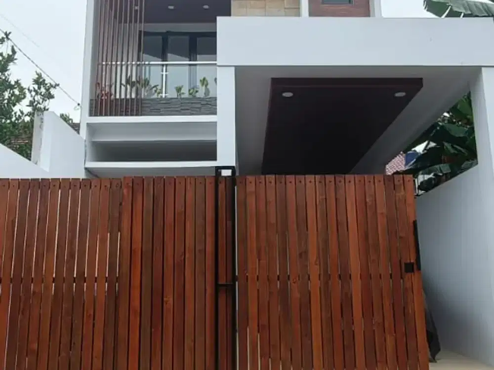 Jual Rumah Baru Di Pondok Kelapa Jakarta Timur, Akses Jalan 2 Mobil