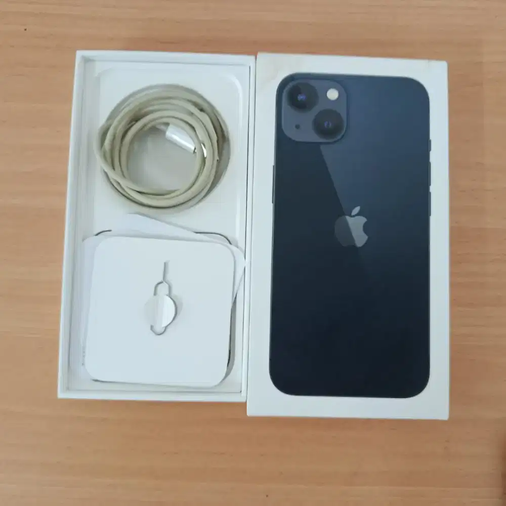 iPhone 13 ibox BU jual Cepat
