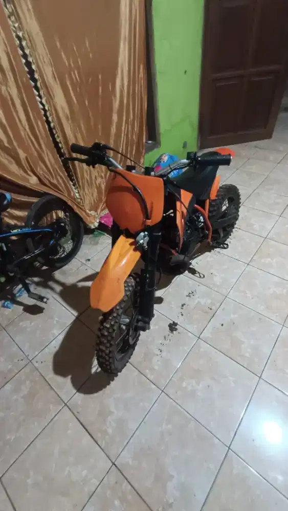 Sepeda trail mini