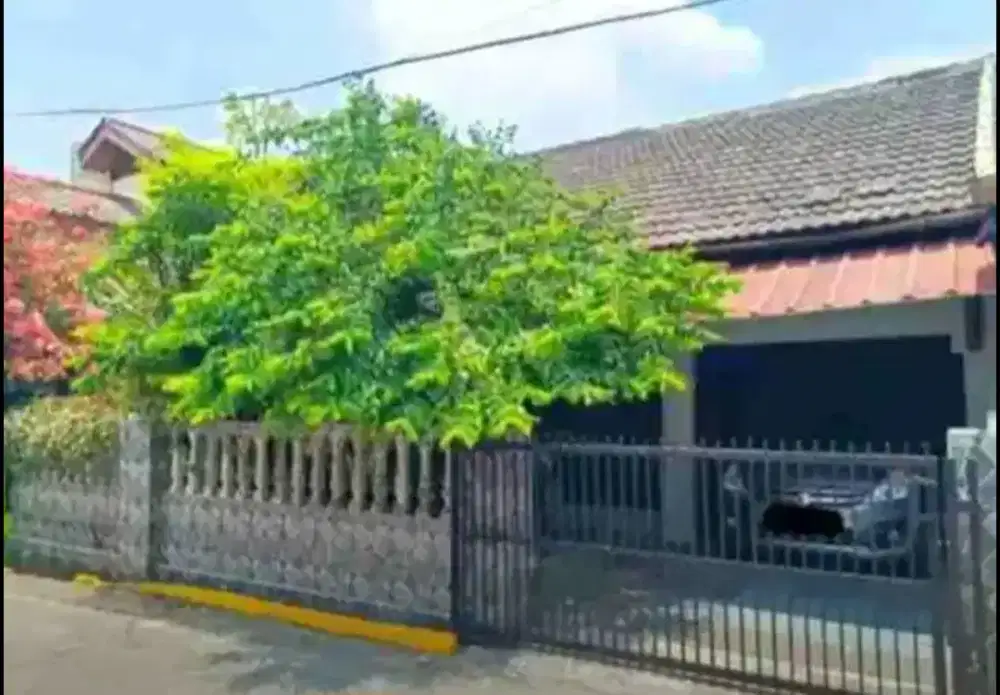 RUMAH BESAR DI KOMPLEK INKOPOL KRANJI - JAKASAMPURNA