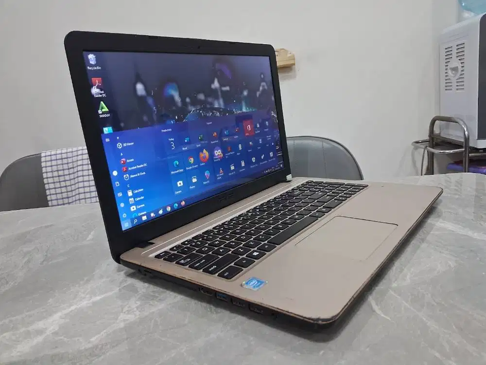 Laptop ASUS SSD +HDD DDR4 Win ORI BATRE KUAT Normal BerGaransi