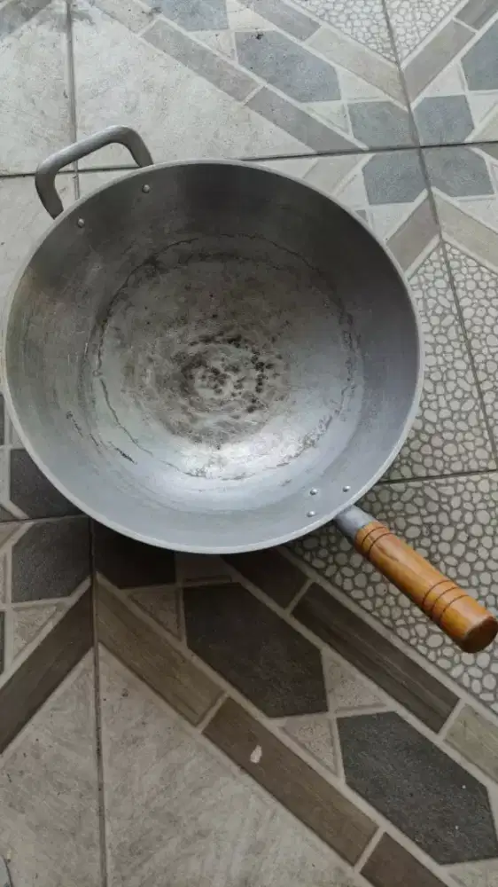 Wajan uk 18 utk nasi goreng