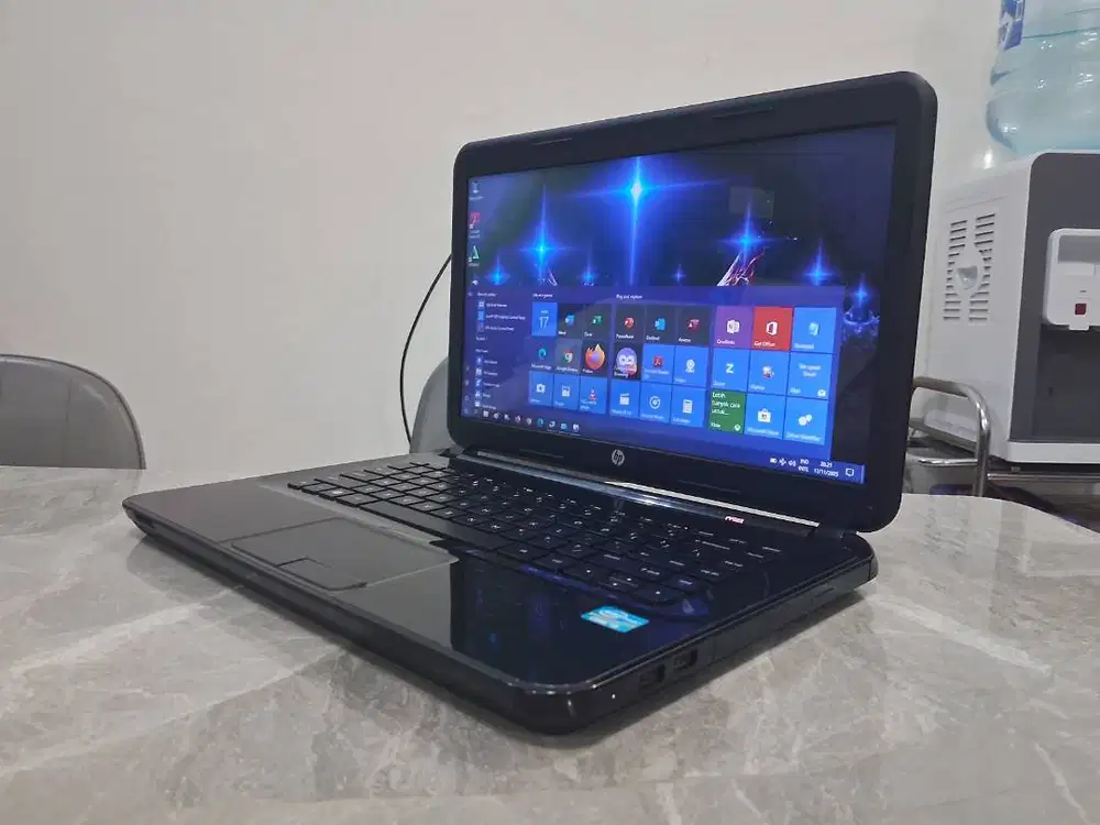 Laptop HP Core i3 Ram 8GB 14 in Batre BARU MULUS BerGransi Toko FISIK