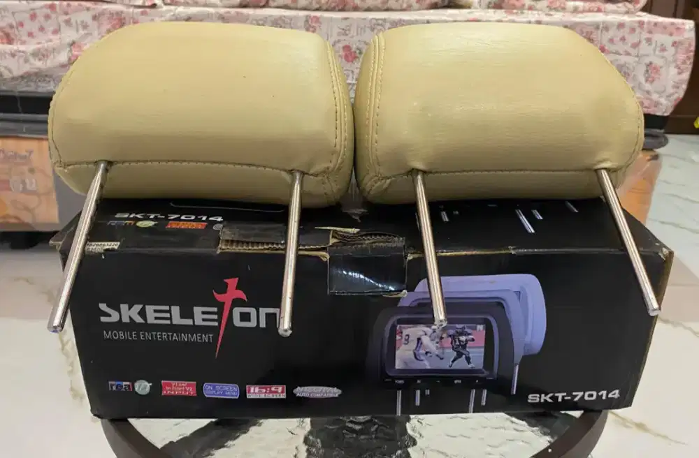 Head Rest Sandaran kepala Fortuner 2013