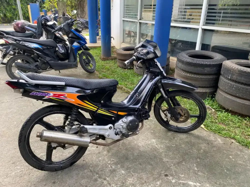 Kawasaki kaze r 2003