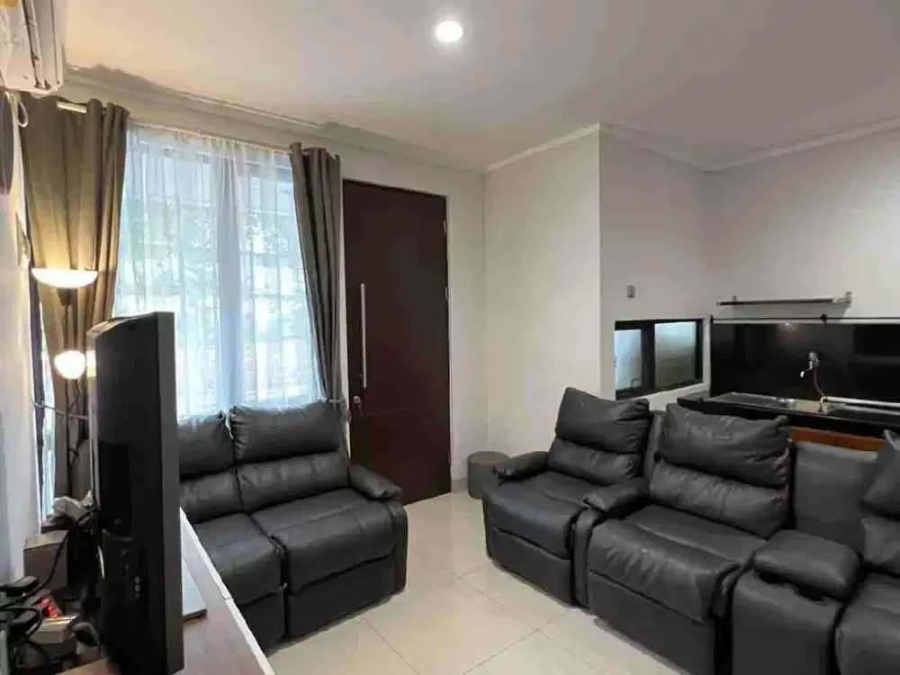 Rumah cantik rapi dan murah di Kebayoran Harmony Bintaro Jaya