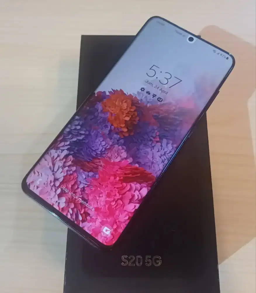 SAMSUNG S20 5G  RAM 12 GB /128 fullset