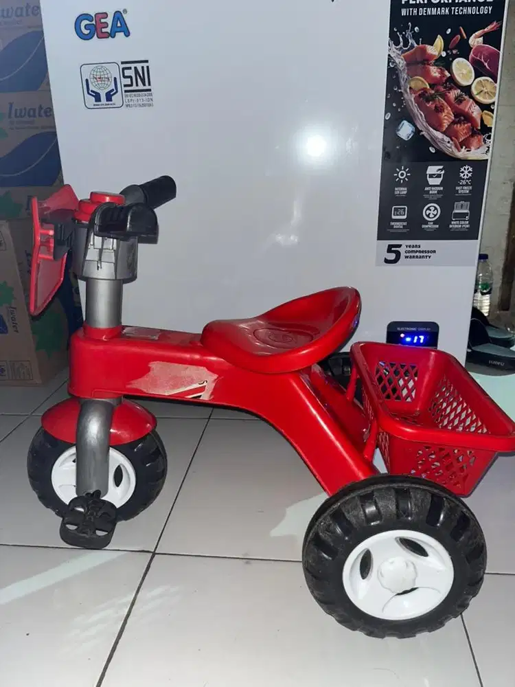 Dijual mainan sepeda anak roda 3