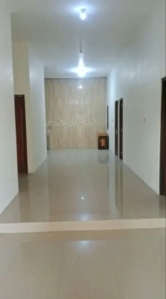 Disewakan Rumah Second Minimalis Siap Pakai di area Keputih, Surabaya