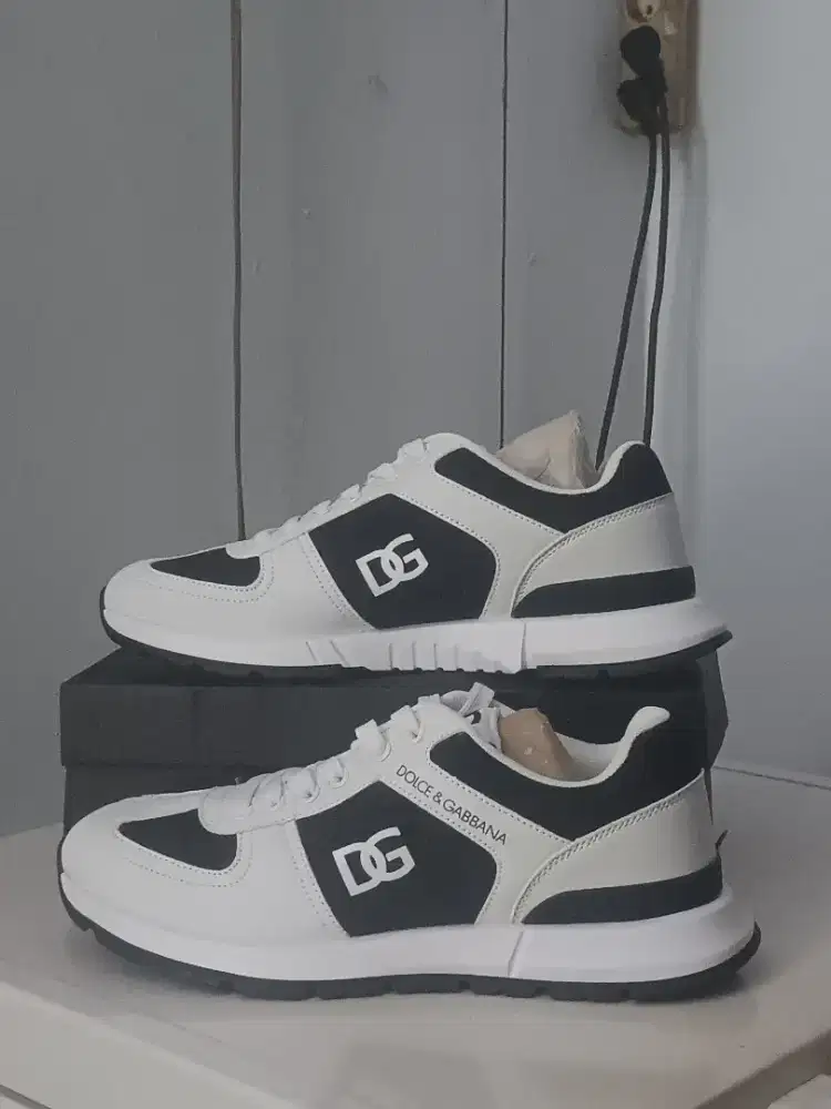 Sneaker White and Black D*G