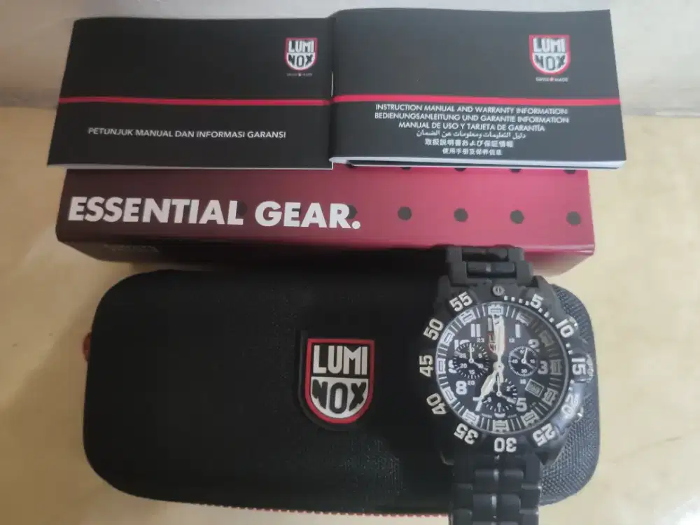 luminox crhonograph black 3082