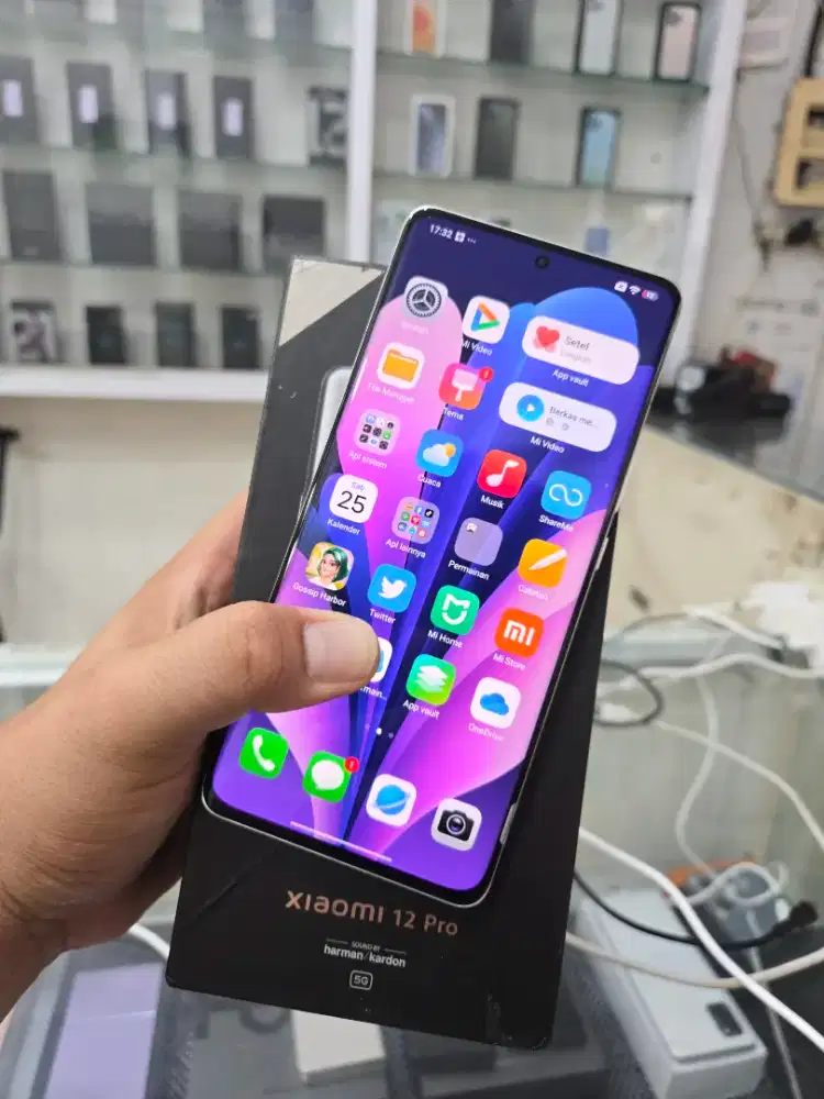 Xiaomi mi 12 pro 12/256GB fullset Snapdragon 8 gen 1 kamera jernih