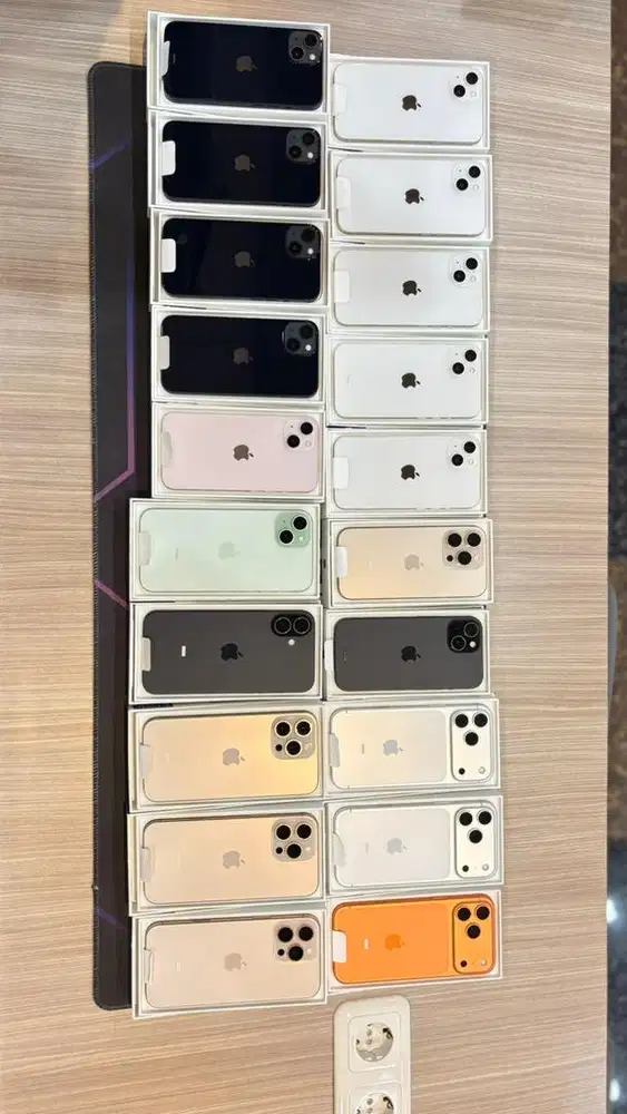 IPHONE BRANDNEW OPEN BOX