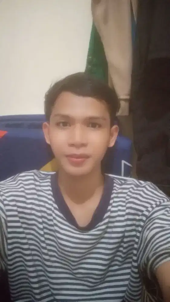Saya lagi nyari kerjaan freelance packing buat besok