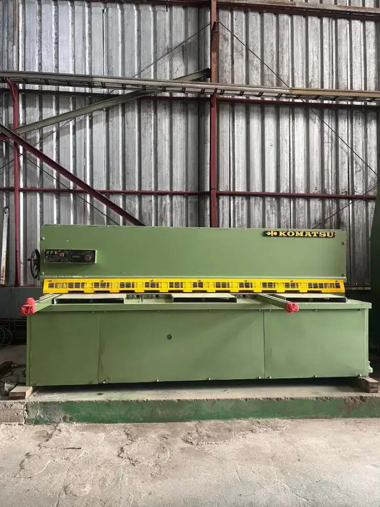Mesin Shearing Manual Komatsu
