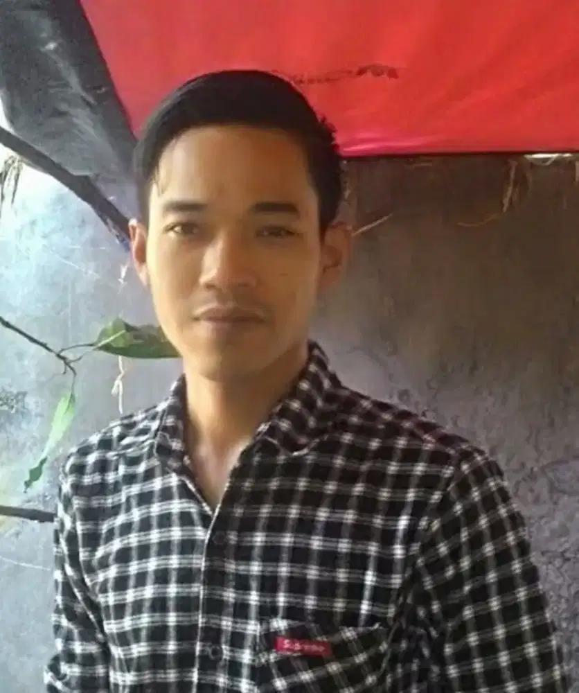 Cari pekerjaan sebagai sopir,bisa bulanan bisa freelance