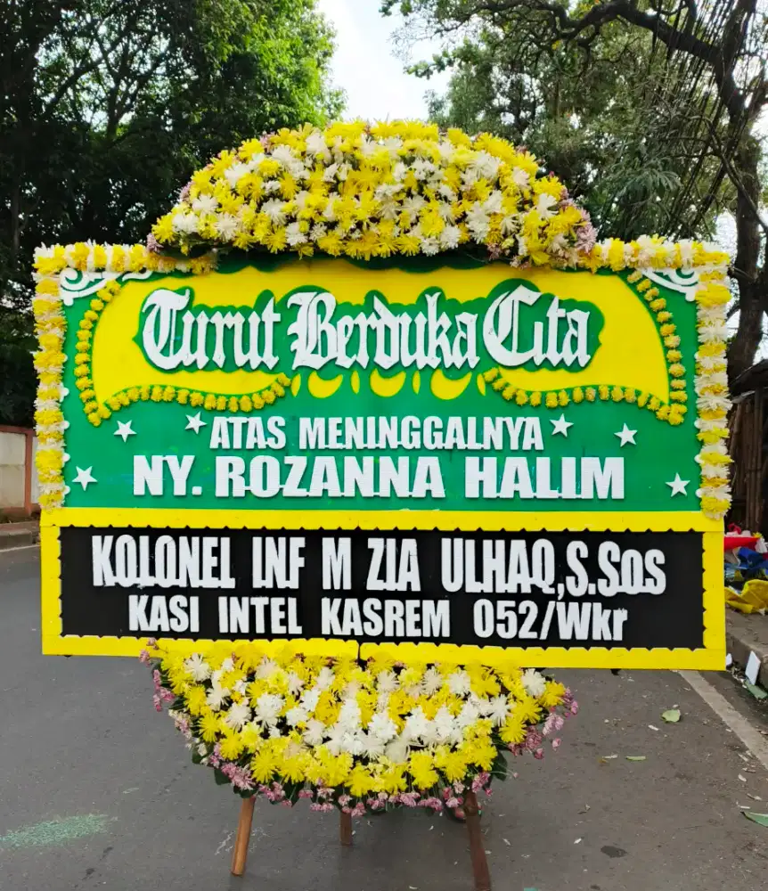 Karangan Bunga Papan Duka cita