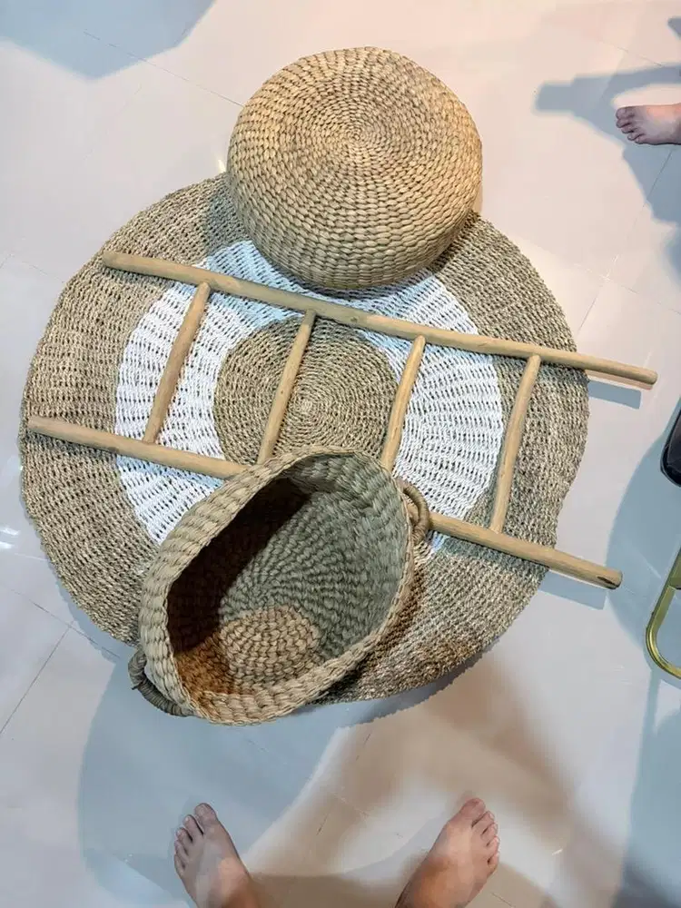 Dekorasi karpet untuk rumah atau studio