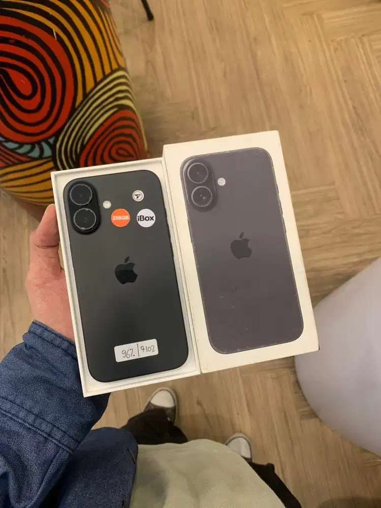 Iphone 16 256gb (Garansi resmi)