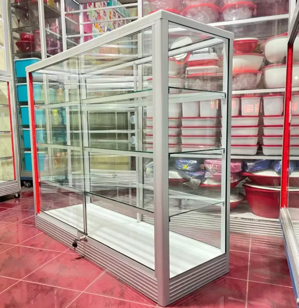Etalase Kaca 1,2Mx1M Pake Pintu Geser