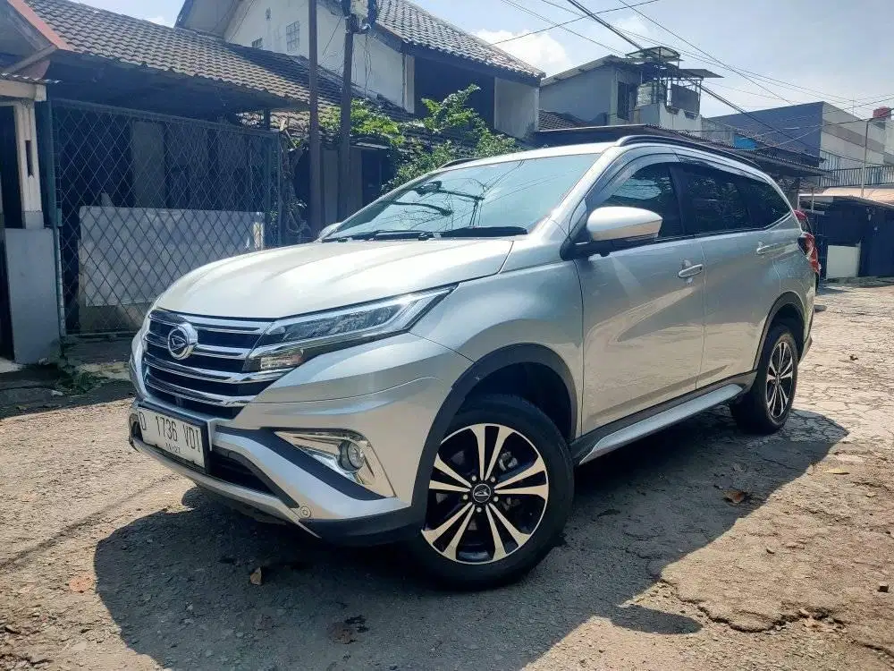 DAIHATSU TERIOS 1.5 R DELUXE MANUAL NYARIS BARU