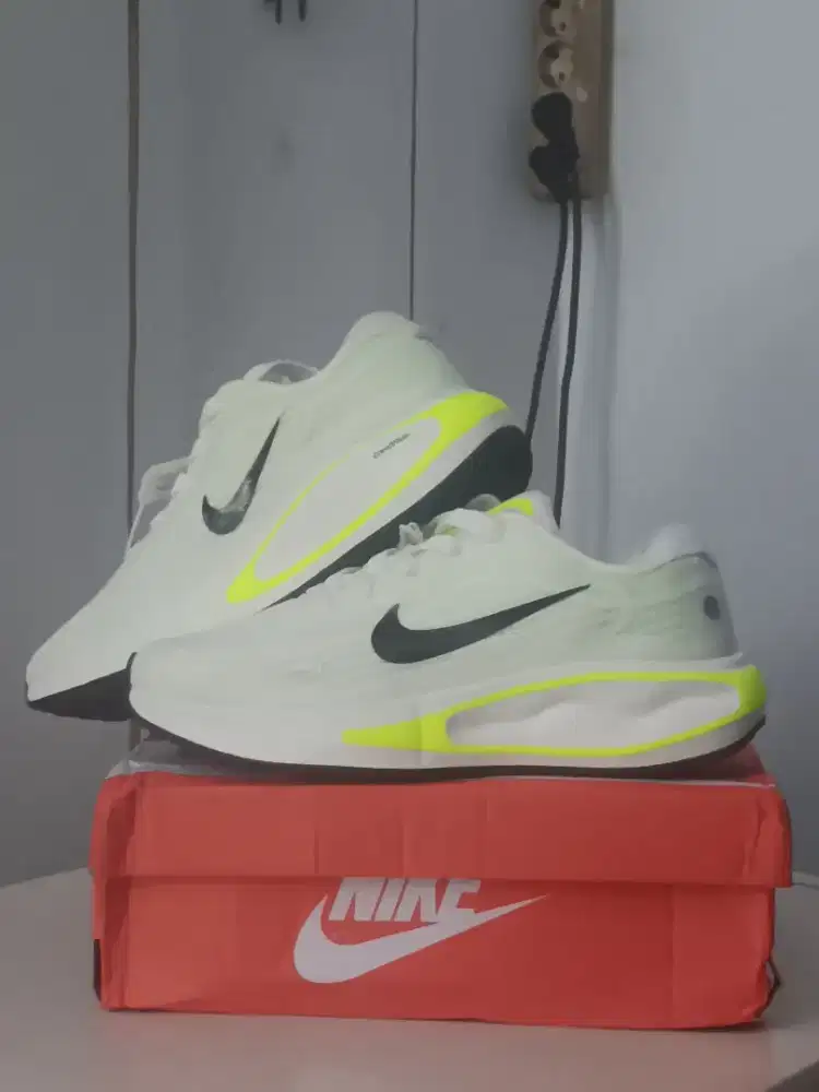 Sneaker Journey Run in the Barely Volt colorway.