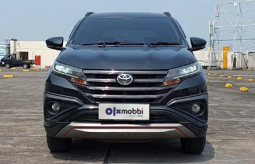 TDP 10JT, Toyota Rush 1.5 TRD Sportivo Bensin-AT Hitam 2019