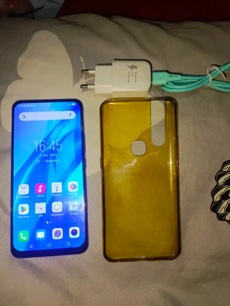 Vivi V15 jaringan 4G Ram 8/256 Siap pakai