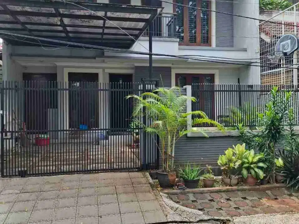 Dijual Cepat Rumah Nyaman di Kawasan Elit Pondok Indah Jakarta Selatan