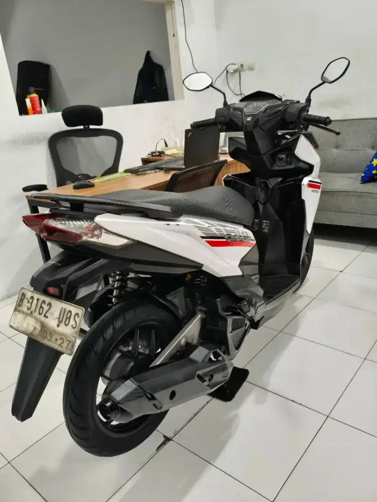 Honda vario 125 thn 2017 B dki pjk On