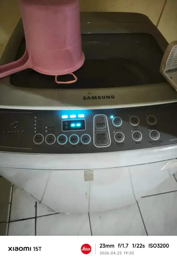 MESIN CUCI 1 TABUNG SAMSUNG MASIH NYALA