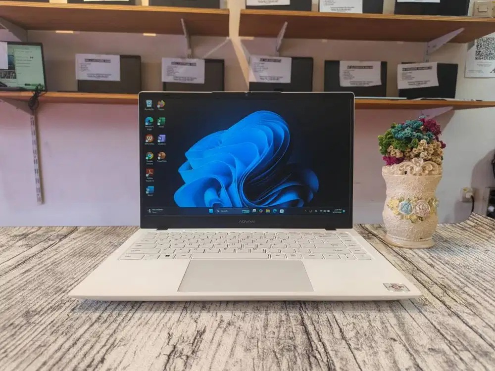 Laptop ADVAN SOULMATE X2 AMD 3020E Ram 8GB