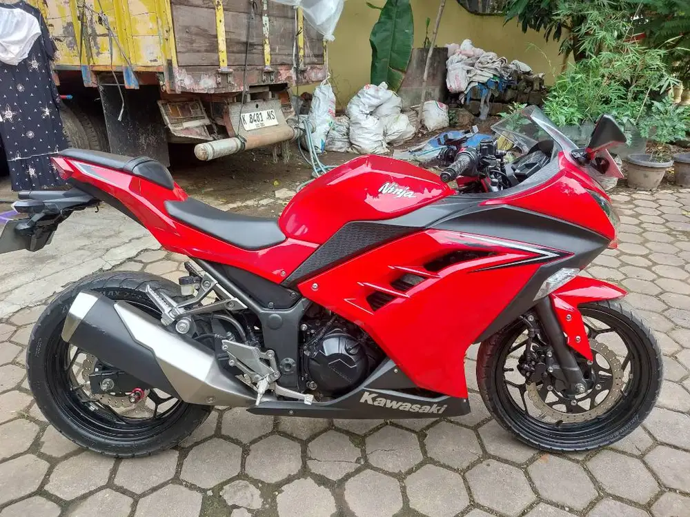 NINJA 250 TAHUN 2016