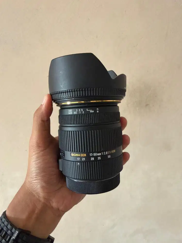 Lensa Sigma DC For Canon  17-50mm F2.8 EX HSM Mulus Likenew