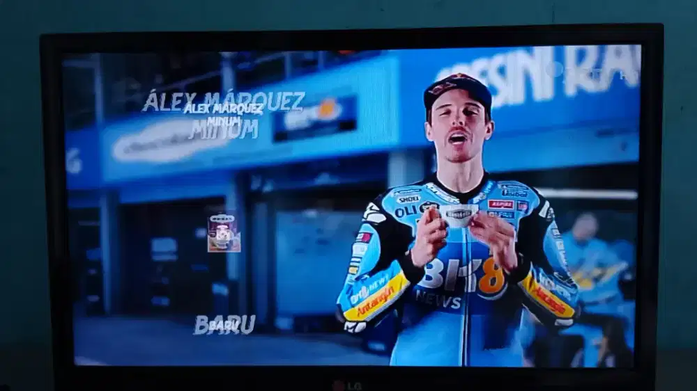 TV LED LG 22 IN + STB nya