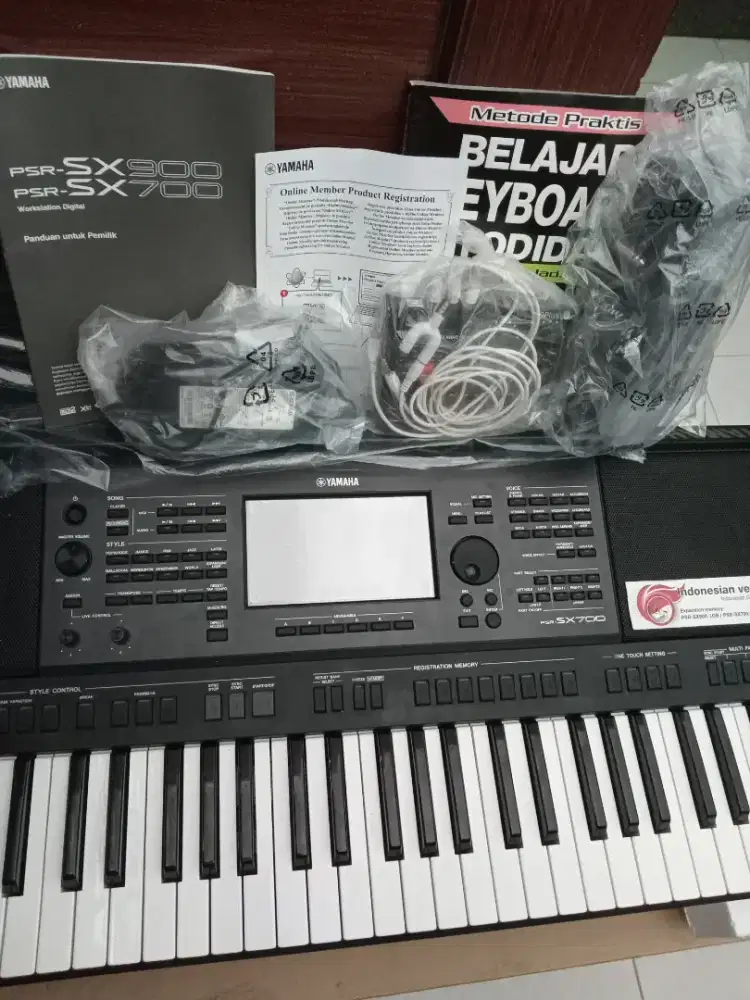 YAMAHA PSR SX700 PIANO PSRS SX 700 KEYBOARD ALAT MUSIC TOUCH SCREEN SX