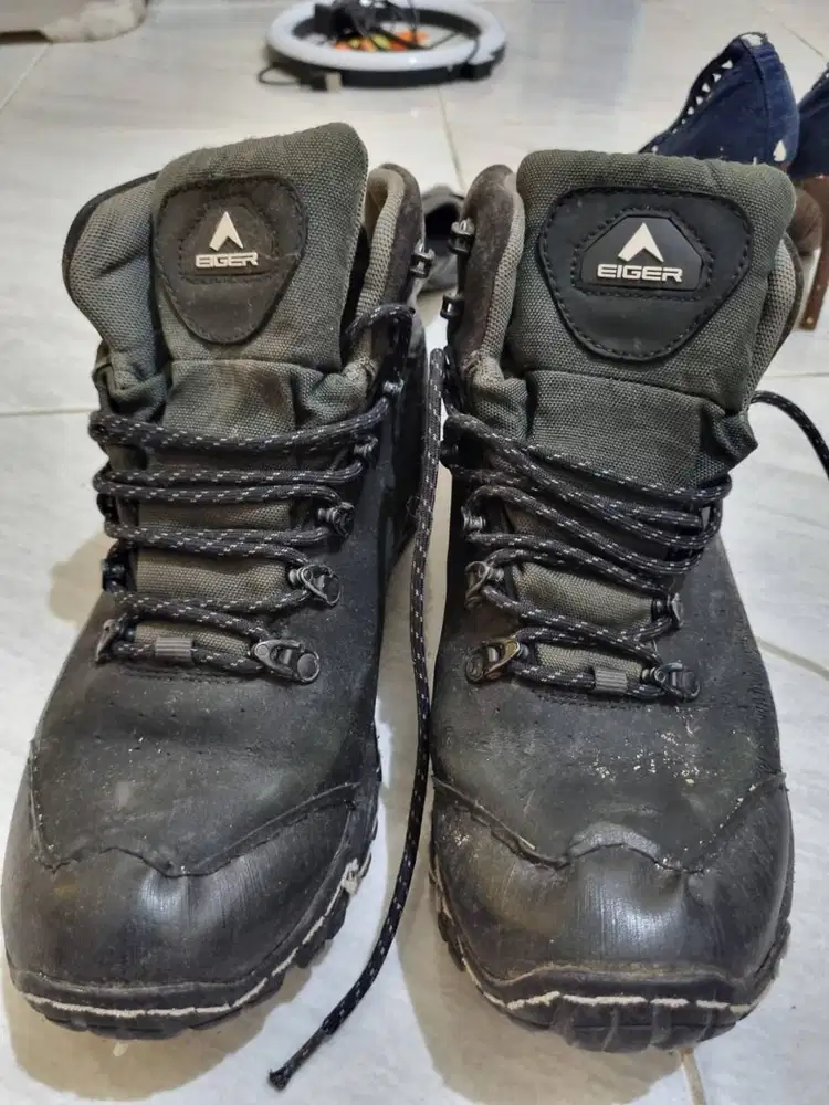 Sepatu Boat Eiger Pria Size 43