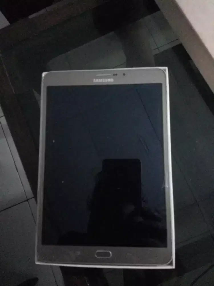 Samsung tablet delapan inch