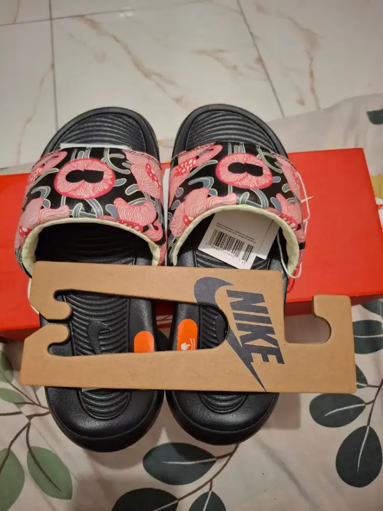 Sendal Nike Anak Perempuan