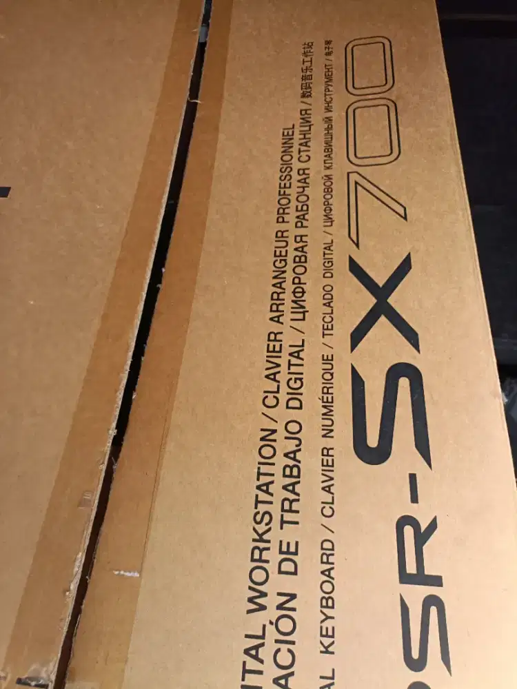 Dijual DOS yamaha PSR sx700 fos nya saja gabus dan buku panduan sip kn