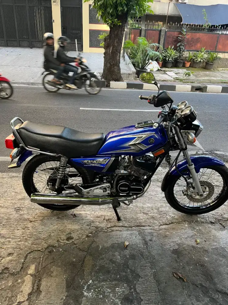 Yamaha RX king 2004 biru istimewa