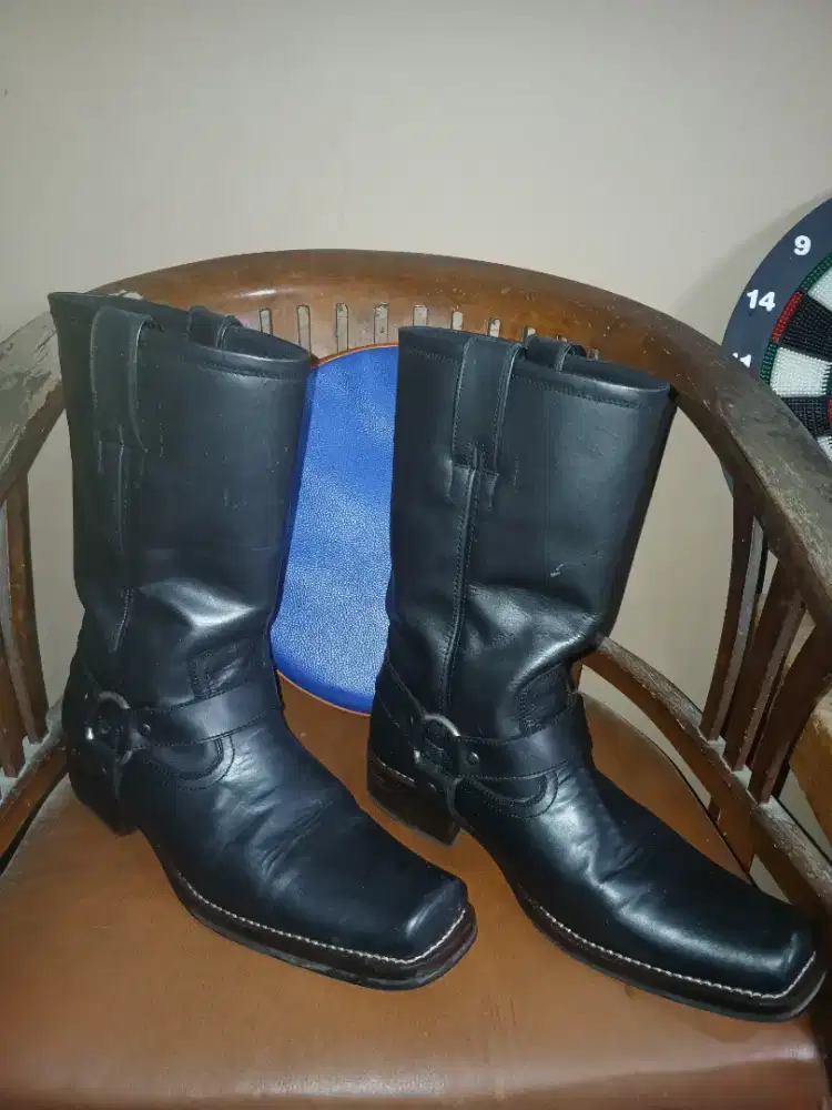 Di jual sepatu kulit harness boots / cowboy biker boots kulit aslii