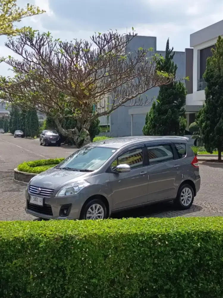 SUZUKI ERTIGA GX M/T 2014 LOW KM ISTIMEWA