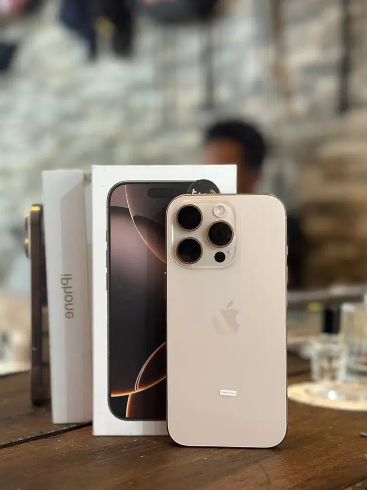 Iphone 16 pro 256gb desert openbox