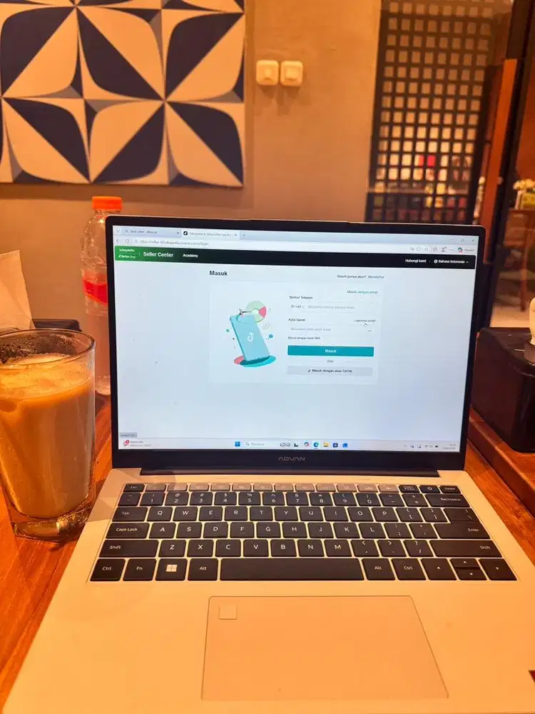 Packing dan stok barang