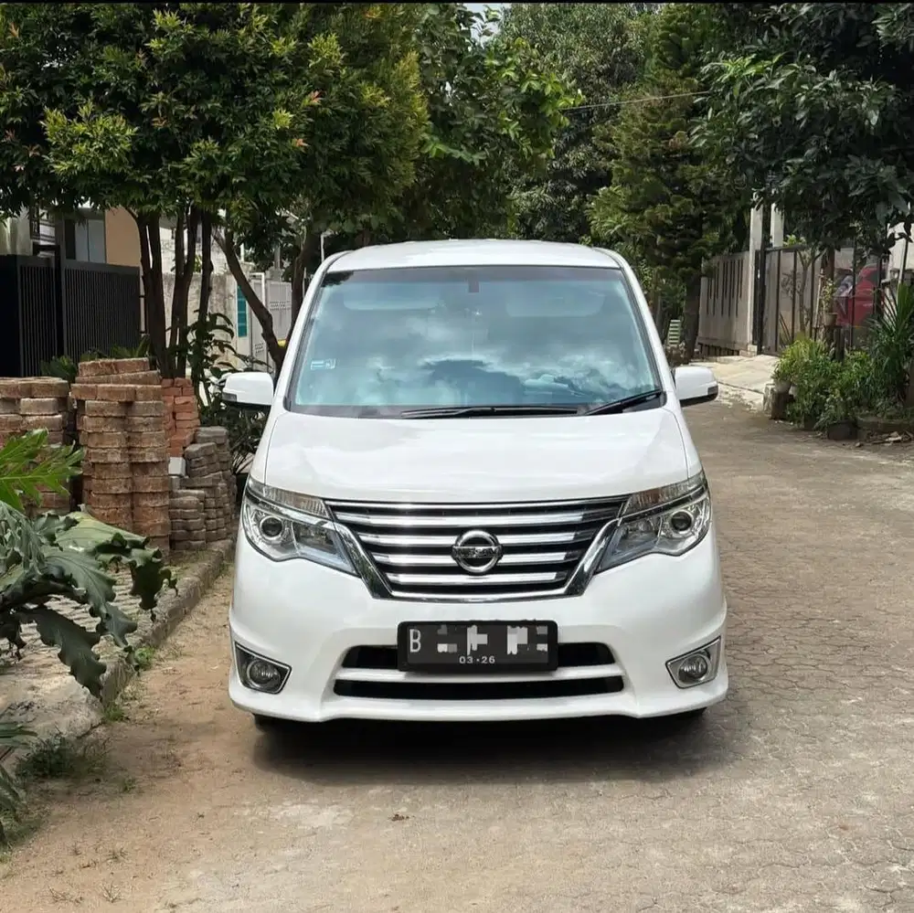 Nissan Serena HWS 2016 AT (B genap)