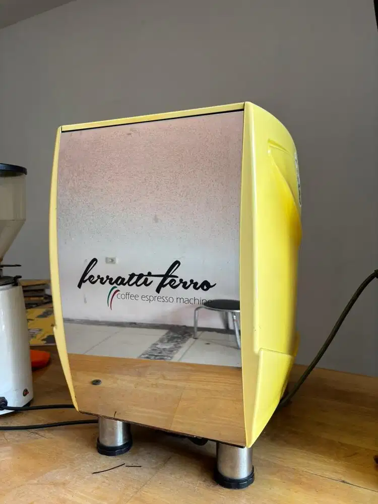 Mesin Kopi Ferratti Ferro FCM3200B